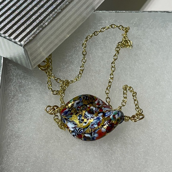 Meet your Posher, Julie - Picture 3 of 8